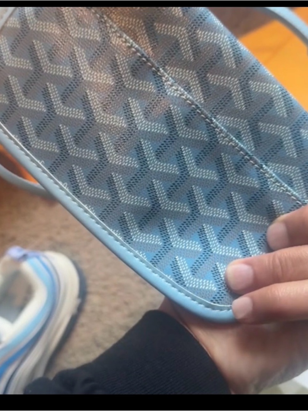 Light Blue Women's Tote Bag with Matching Pouch - Picture 6 of 8